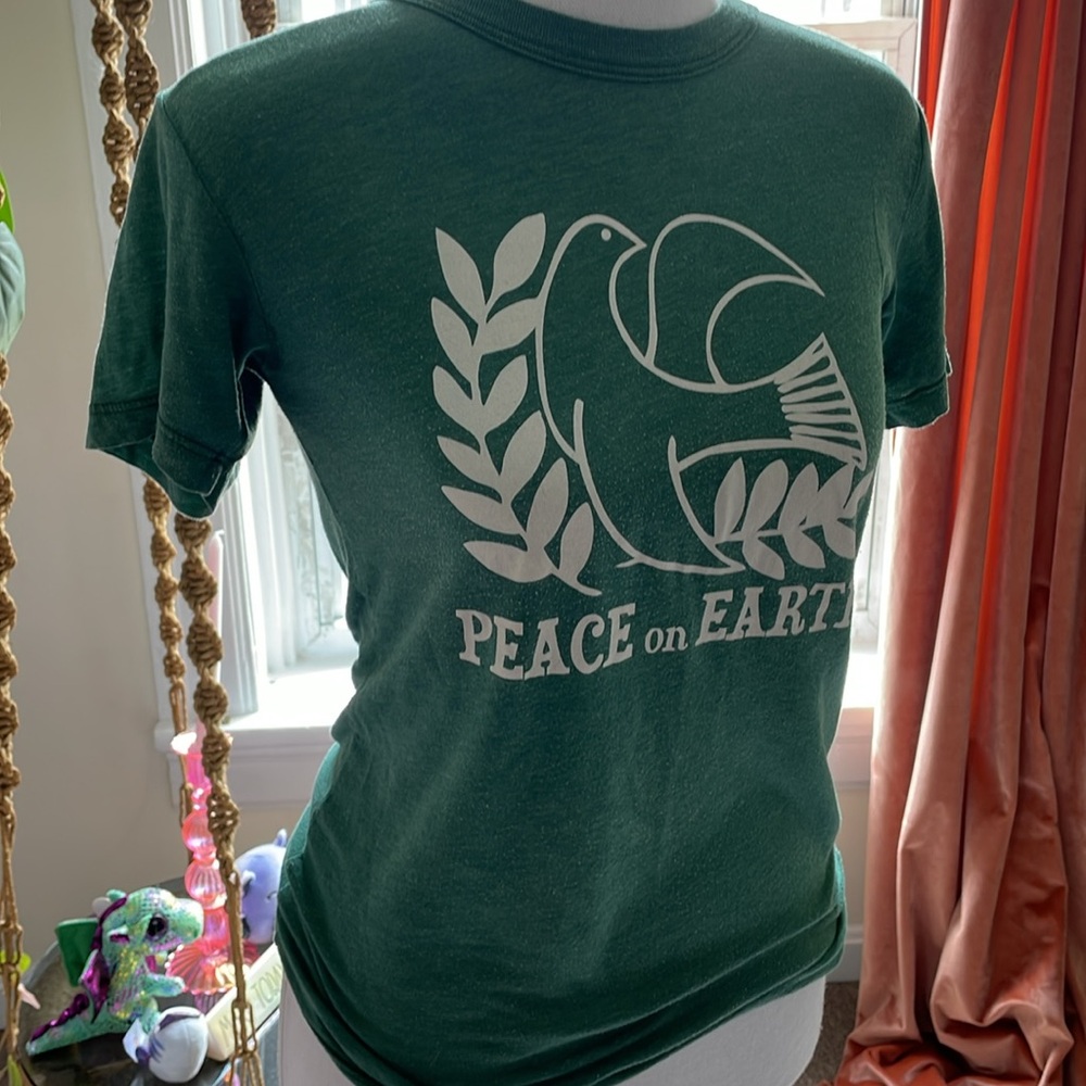 Peace on earth shirt - Picture 2 of 8
